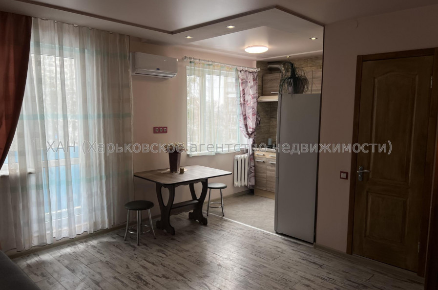 Сдам квартиру, 23 Августа ул. , 51Б , 1  ком., 31 м², капитальный ремонт 