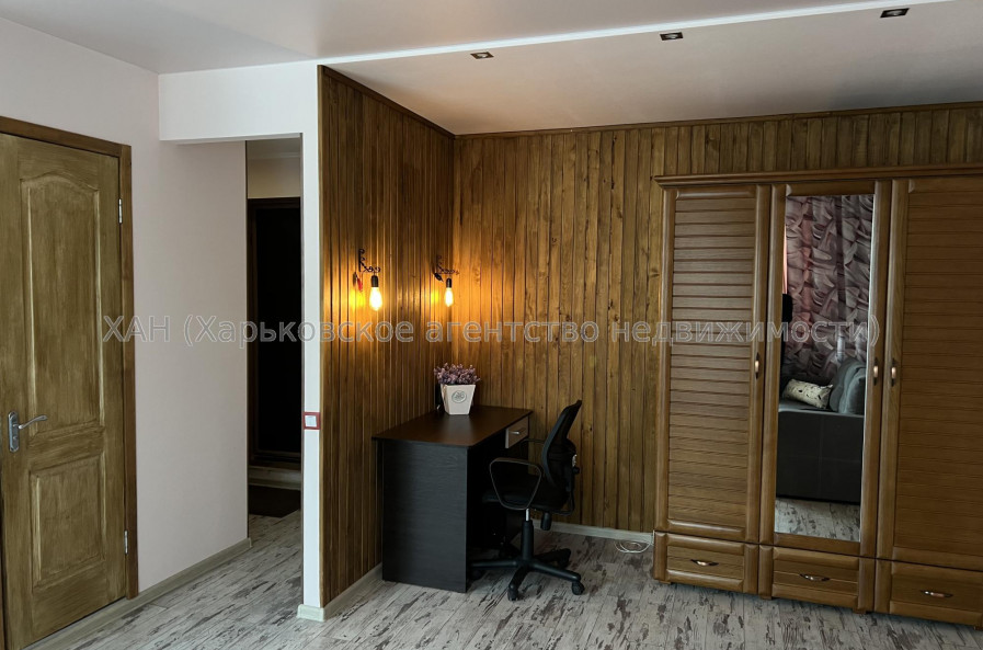 Сдам квартиру, 23 Августа ул. , 51Б , 1  ком., 31 м², капитальный ремонт 