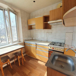 Продам квартиру, Тракторостроителей просп. , 1  ком., 33 м², косметический ремонт