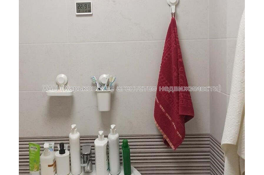 Продам квартиру, Гвардейцев Широнинцев ул. , 1  ком., 33 м², частичный ремонт 