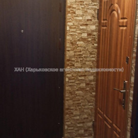 Продам квартиру, Гвардейцев Широнинцев ул. , 1 кім., 33 м², частичный ремонт