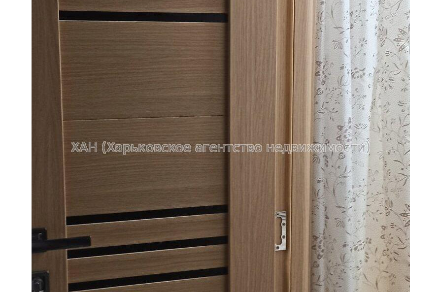 Продам квартиру, Гвардейцев Широнинцев ул. , 1  ком., 33 м², частичный ремонт 