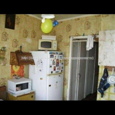 Продам квартиру, 3  ком., 69 м², советский ремонт 