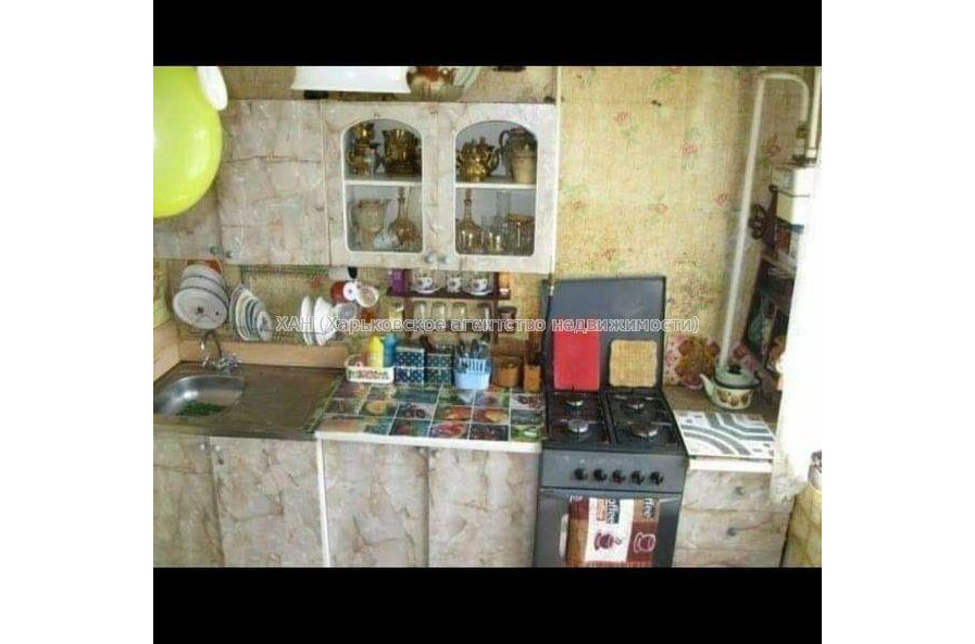 Продам квартиру, 3 кім., 69 м², советский ремонт 