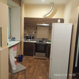 Продам квартиру, Камышева ул. , 3 кім., 55 м², советский ремонт