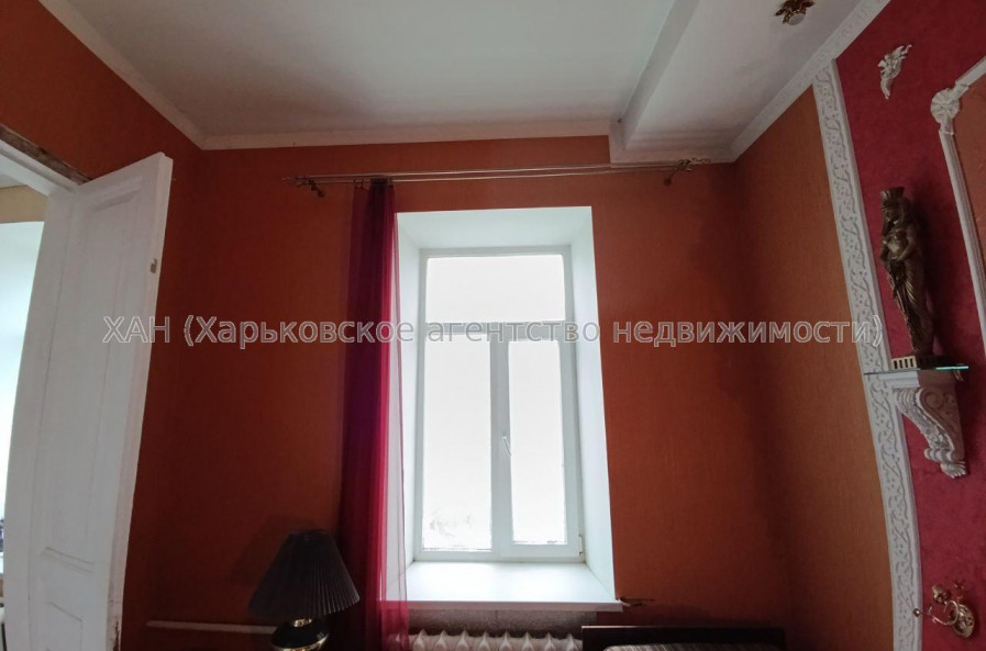 Продам будинок, Георгия Тарасенко ул. , 180 м², 6 соток, косметический ремонт 
