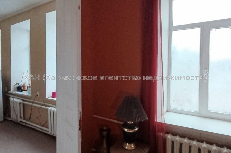 Продам будинок, Георгия Тарасенко ул. , 180 м², 6 соток, косметический ремонт 