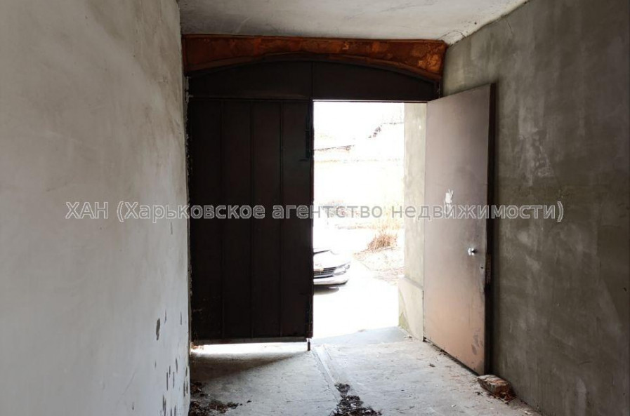 Продам будинок, Георгия Тарасенко ул. , 180 м², 6 соток, косметический ремонт 