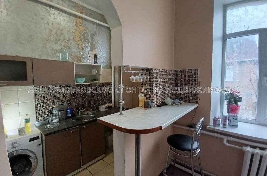 Продам будинок, Георгия Тарасенко ул. , 180 м², 6 соток, косметический ремонт 