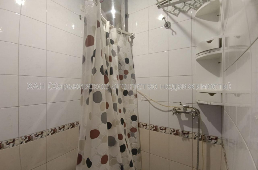 Продам будинок, Георгия Тарасенко ул. , 180 м², 6 соток, косметический ремонт 