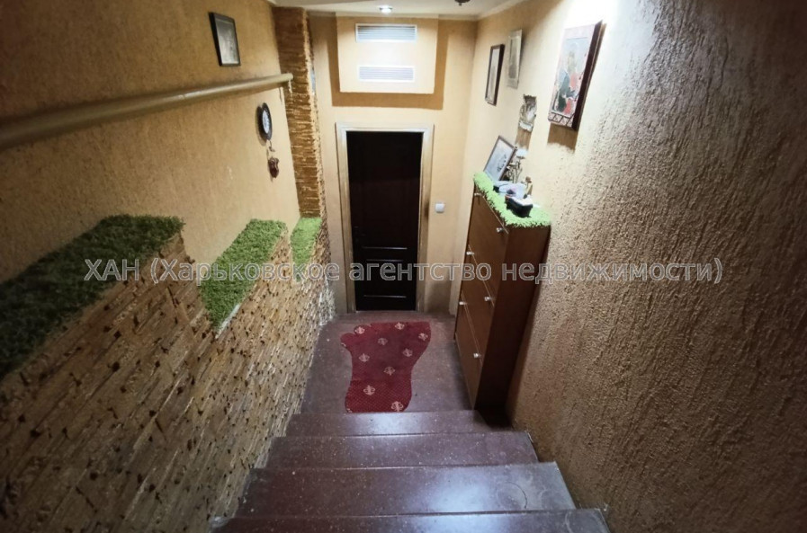 Продам будинок, Георгия Тарасенко ул. , 180 м², 6 соток, косметический ремонт 