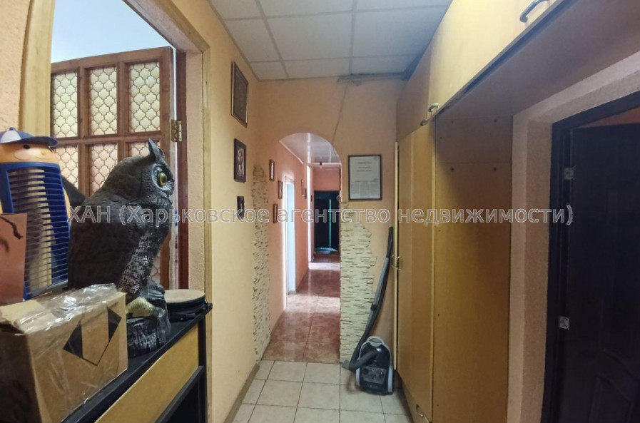 Продам будинок, Георгия Тарасенко ул. , 180 м², 6 соток, косметический ремонт 