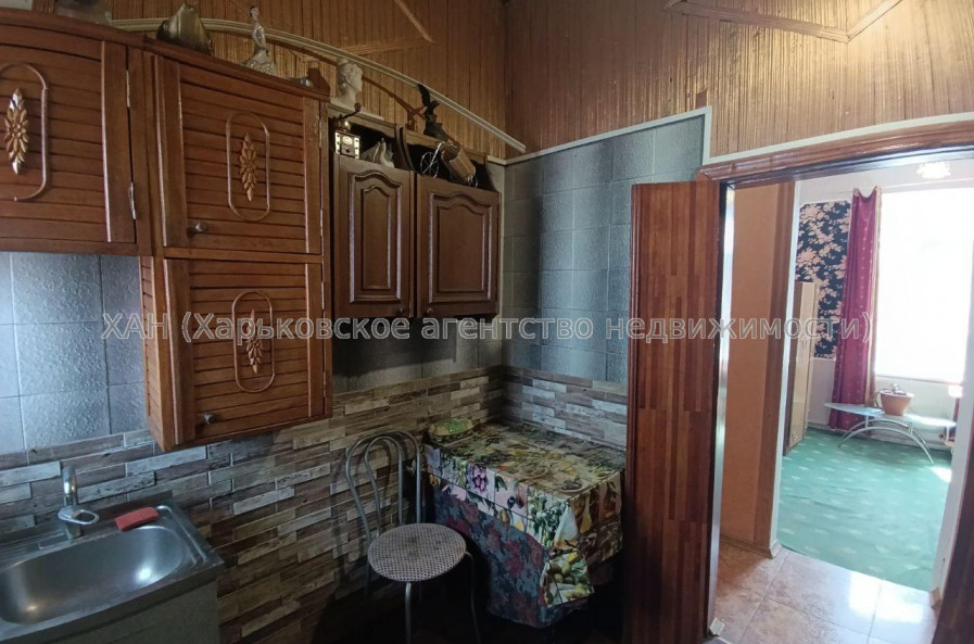 Продам будинок, Георгия Тарасенко ул. , 180 м², 6 соток, косметический ремонт 