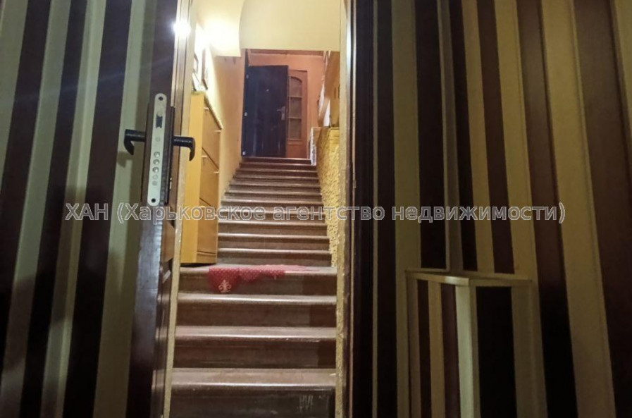 Продам будинок, Георгия Тарасенко ул. , 180 м², 6 соток, косметический ремонт 