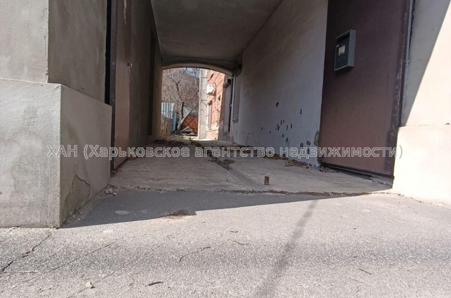 Продам будинок, Георгия Тарасенко ул. , 180 м², 6 соток, косметический ремонт 