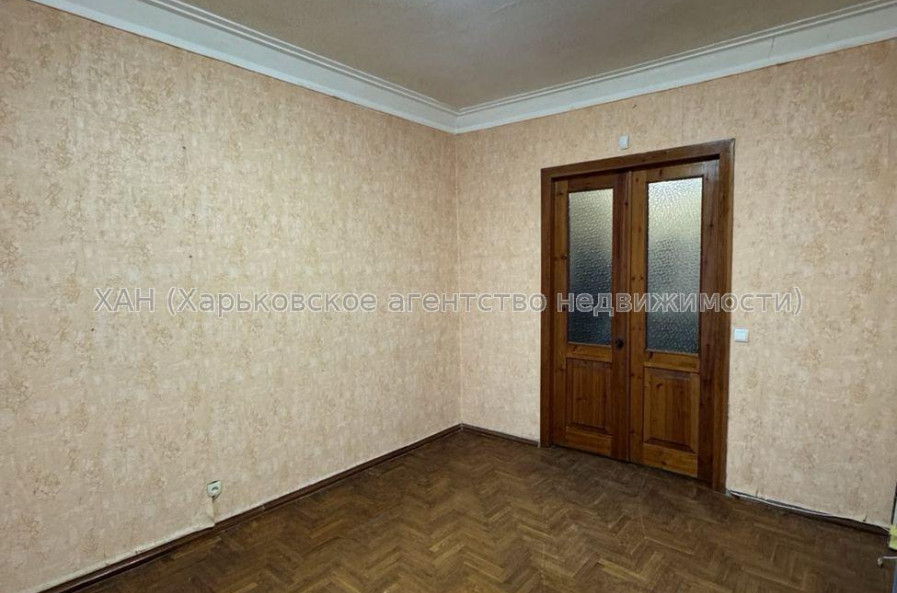 Продам квартиру, Бекетова ул. , 2 кім., 52.40 м², косметический ремонт 