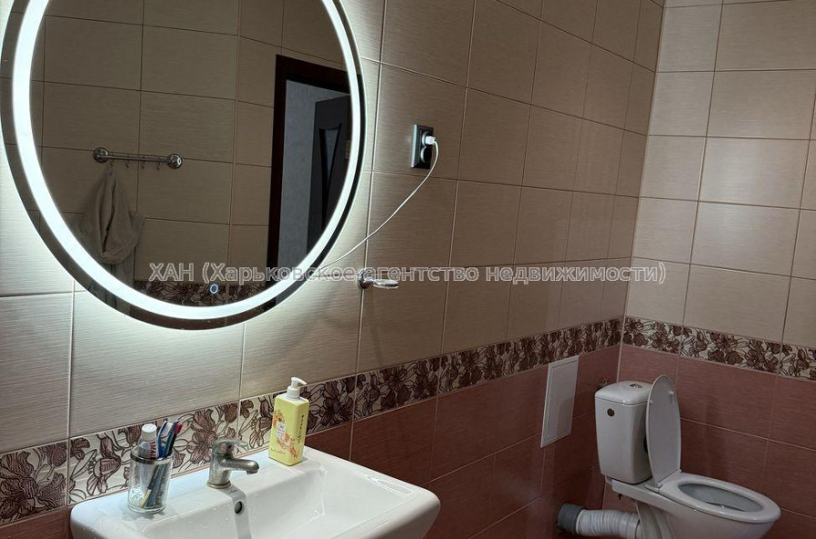 Продам квартиру, Тракторостроителей просп. , 2  ком., 53 м², капитальный ремонт 