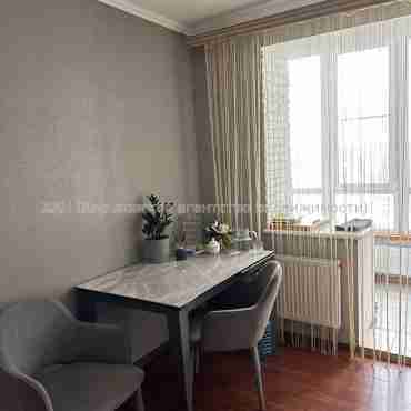 Продам квартиру, Тракторостроителей просп. , 2  ком., 53 м², капитальный ремонт 