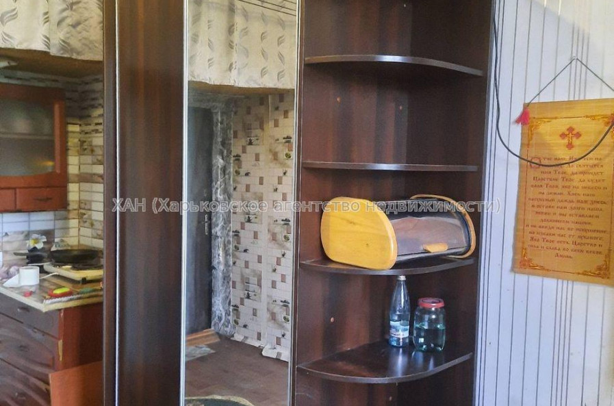 Продам квартиру, Индустриальный просп. , 1  ком., 14 м², косметический ремонт 