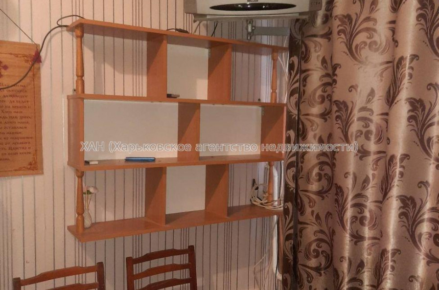 Продам квартиру, Индустриальный просп. , 1  ком., 14 м², косметический ремонт 