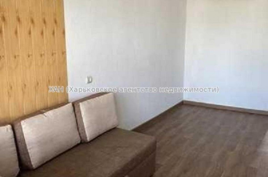 Продам квартиру, Непокоренных ул. , 3 кім., 63 м², косметический ремонт 