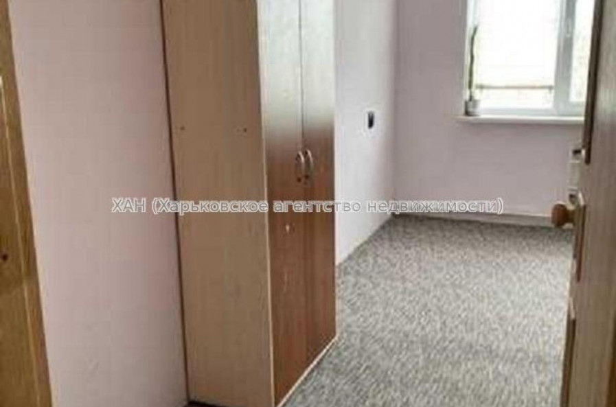 Продам квартиру, Непокоренных ул. , 3 кім., 63 м², косметический ремонт 