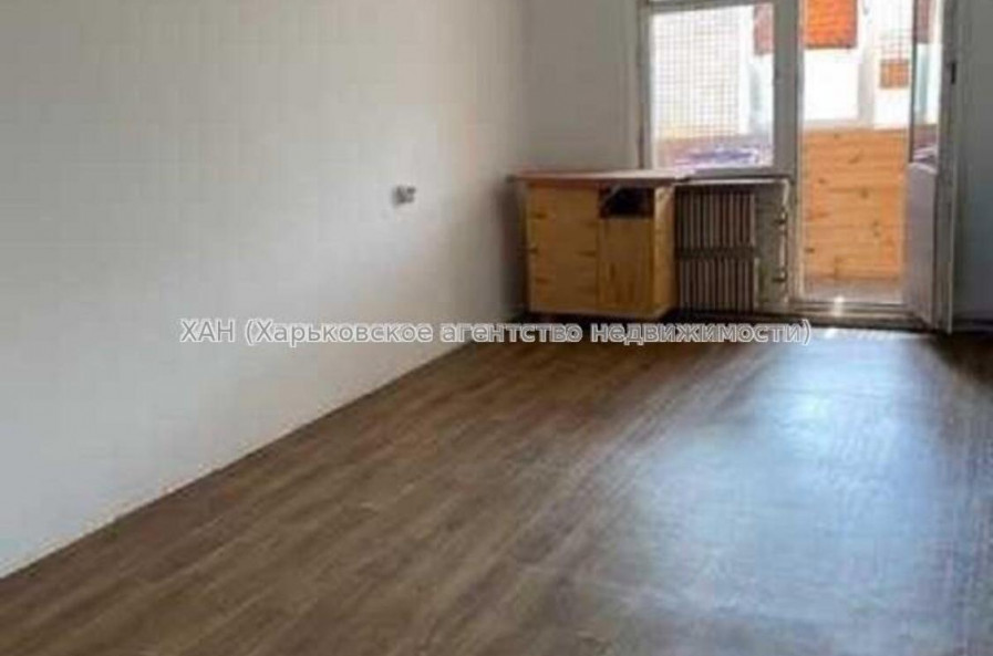 Продам квартиру, Непокоренных ул. , 3 кім., 63 м², косметический ремонт 