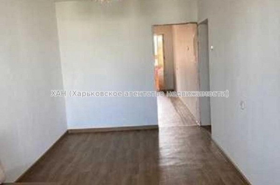 Продам квартиру, Непокоренных ул. , 3 кім., 63 м², косметический ремонт 
