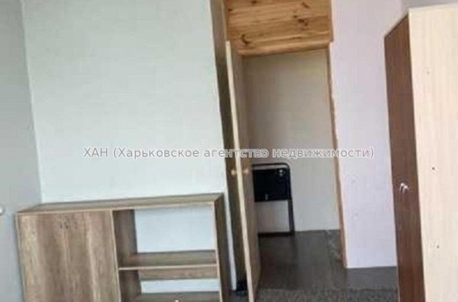 Продам квартиру, Непокоренных ул. , 3 кім., 63 м², косметический ремонт 