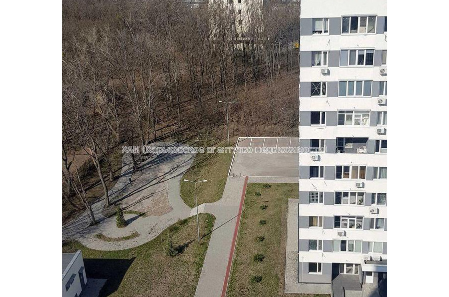 Продам квартиру, Героев Харькова просп. , 3 кім., 94.30 м², без внутренних работ 