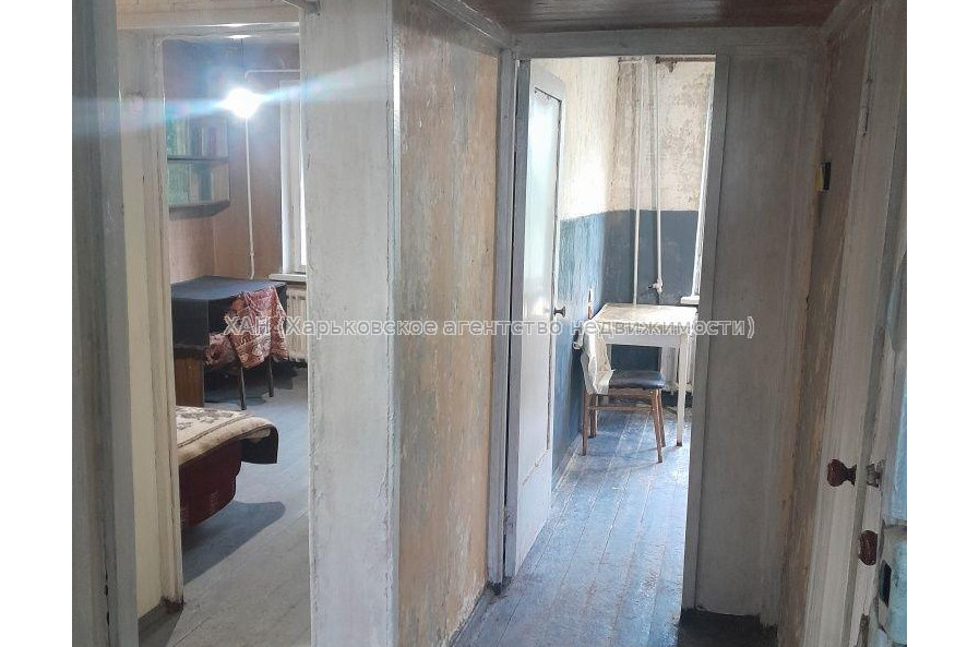 Продам квартиру, Михаила Комарова ул. , 2  ком., 50 м², без ремонта 