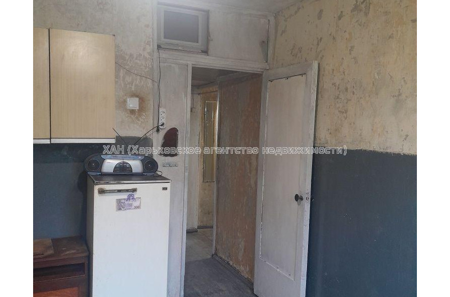 Продам квартиру, Михаила Комарова ул. , 2  ком., 50 м², без ремонта 