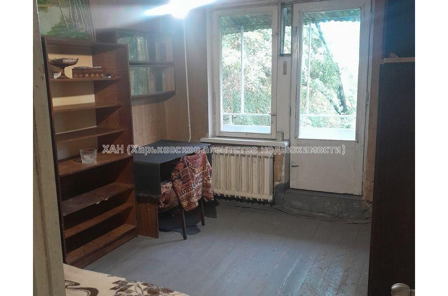 Продам квартиру, Михаила Комарова ул. , 2  ком., 50 м², без ремонта 