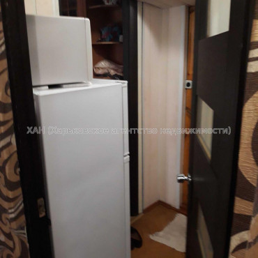 Продам квартиру, Зерновой пер. , 2 кім., 30 м², косметический ремонт 