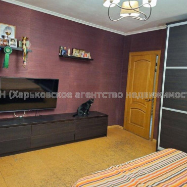 Продам квартиру, Гольдберговская ул. , 2 кім., 82 м², капитальный ремонт 