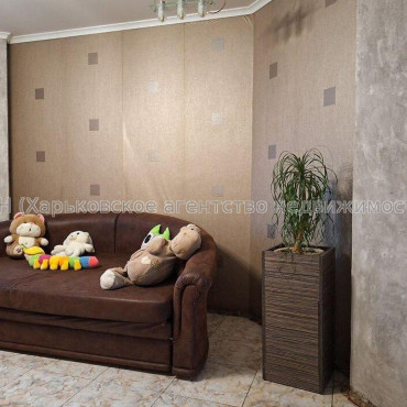 Продам квартиру, Гольдберговская ул. , 2 кім., 82 м², капитальный ремонт 