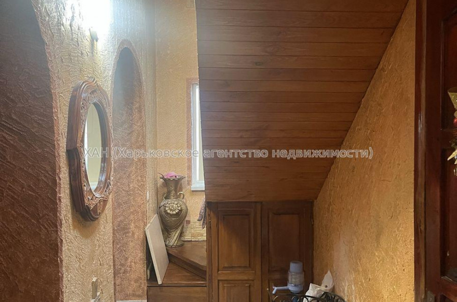Продам будинок, Электровозная ул. , 145 м², 6 соток, капитальный ремонт 