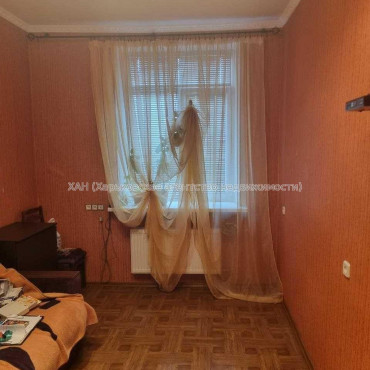 Продам квартиру, Тарасовский пер. , 2 кім., 46 м², капитальный ремонт 