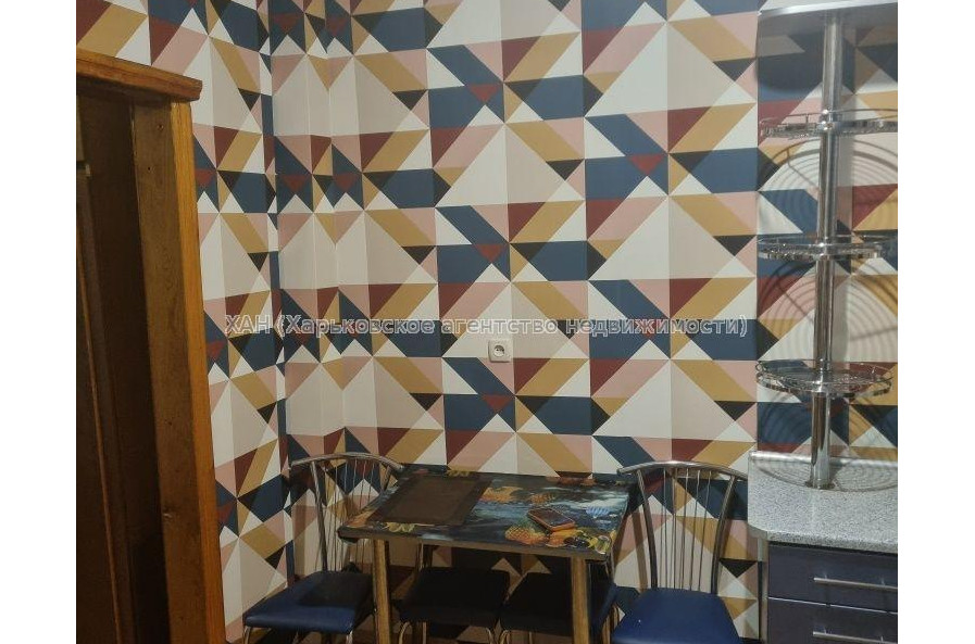 Продам квартиру, Тарасовский пер. , 2 кім., 46 м², капитальный ремонт 