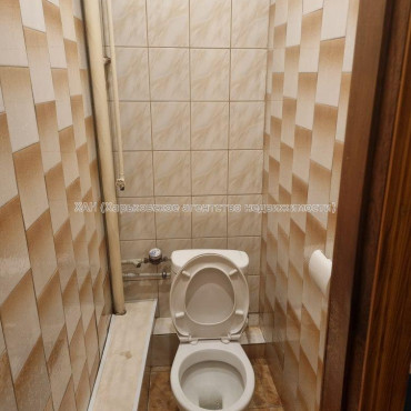 Продам квартиру, Тарасовский пер. , 2 кім., 46 м², капитальный ремонт 