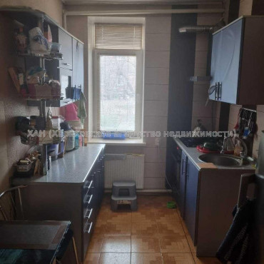 Продам квартиру, Тарасовский пер. , 2 кім., 46 м², капитальный ремонт 