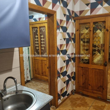 Продам квартиру, Тарасовский пер. , 2 кім., 46 м², капитальный ремонт 