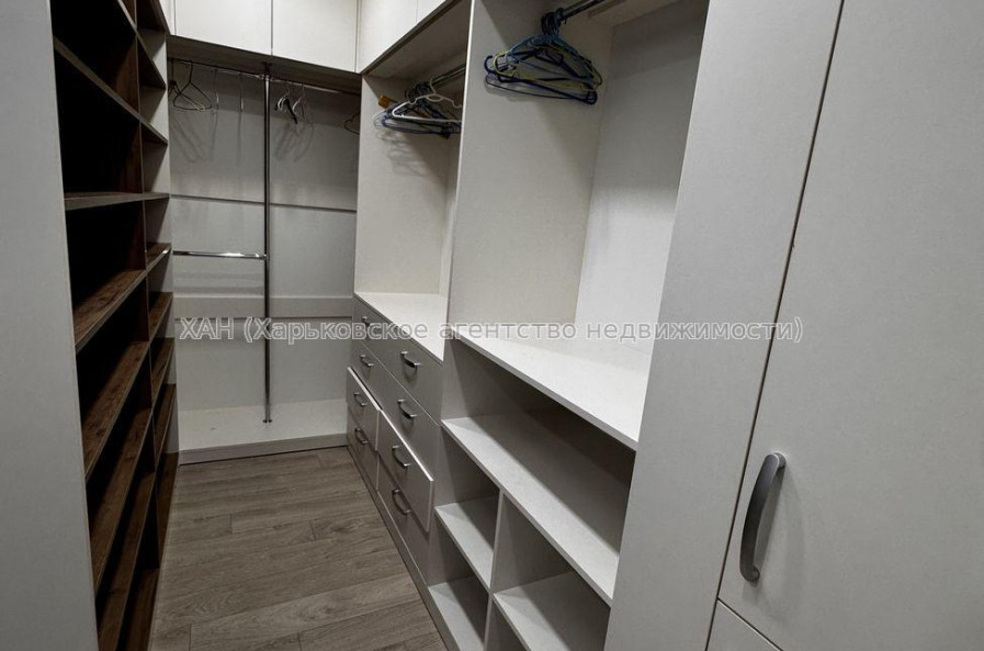 Продам квартиру, Садовый проезд , 3  ком., 96 м², авторский дизайн 