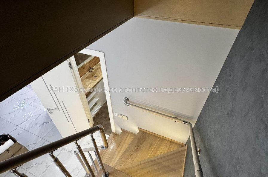 Продам квартиру, Садовый проезд , 3  ком., 96 м², авторский дизайн 