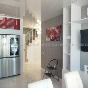 Продам квартиру, Садовый проезд , 3  ком., 96 м², авторский дизайн 