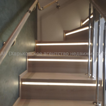 Продам квартиру, Садовый проезд , 3  ком., 96 м², авторский дизайн 