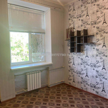 Продам квартиру, Дизельная ул. , 1 кім., 27.50 м², косметический ремонт 