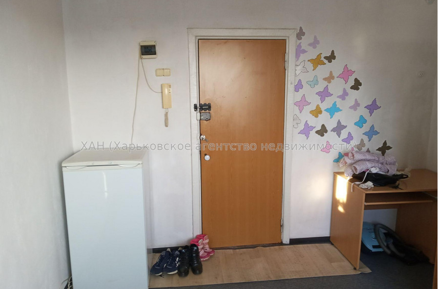 Продам квартиру, Байрона пр-т , 1 кім., 20 м², косметический ремонт 