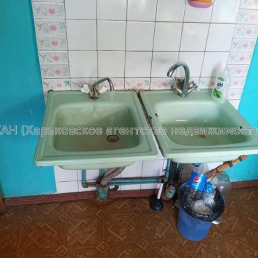 Продам квартиру, Байрона пр-т , 1 кім., 20 м², косметический ремонт 