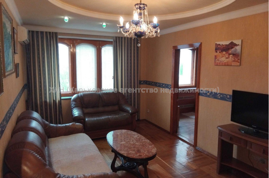 Продам квартиру, Аэрокосмический пр. , 4  ком., 65 м², евроремонт 